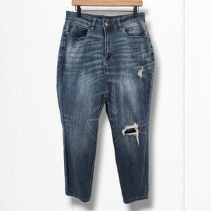 Judy Blue High Rise Boyfriend Fit Distressed Blue Jeans‎ Size 14W